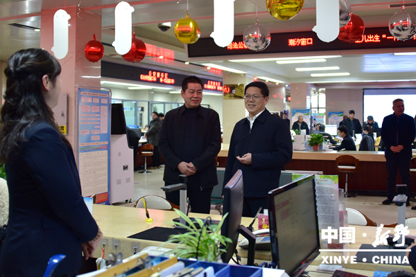 县委书记赵红亮调研督导群众身边不正之风和腐败问题集中整治工作