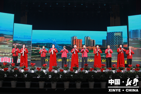 新野县老干部大学2025年度学习成果展示汇报演出成功举办