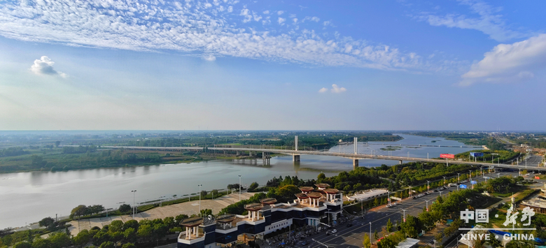 图说新野・2025全景答卷<br>——以光影为笔，绘就全域发展壮丽图景