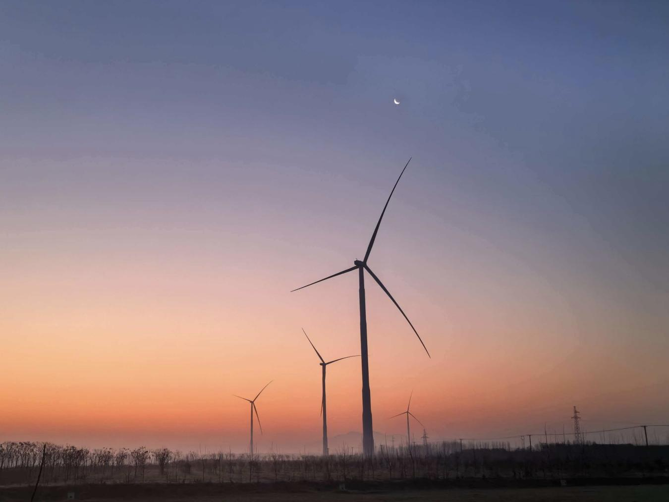 骐骥驰骋 万里可期 ——平氏镇2026年元旦贺词