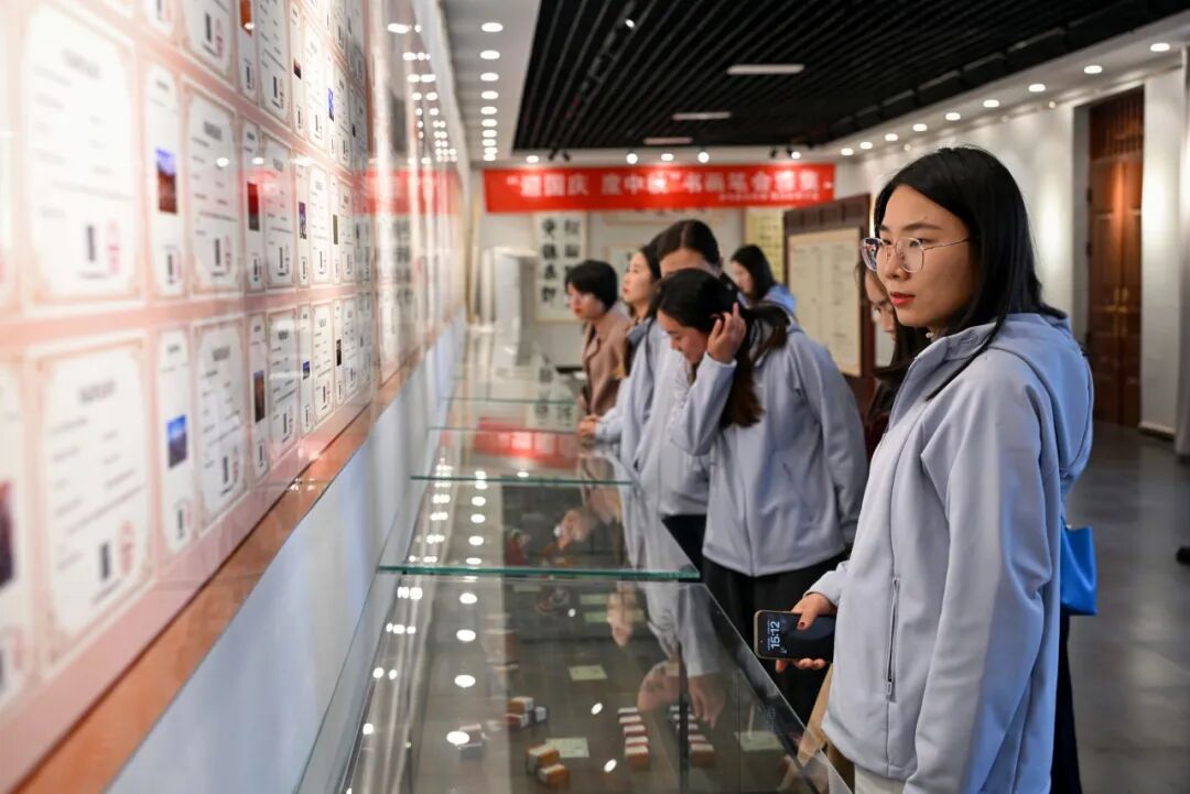 非遗润童心，文脉共传承——唐河县滨河街道第一幼儿园教师走进文化馆研学