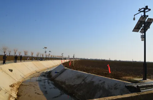 宛城区红泥湾镇小庄示范区：蹚出智慧农业振兴路