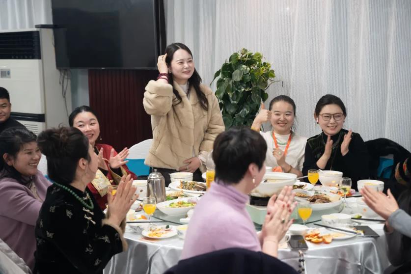 镇平县宝玉石协会 爱心公益基金拍卖会 圆满举办