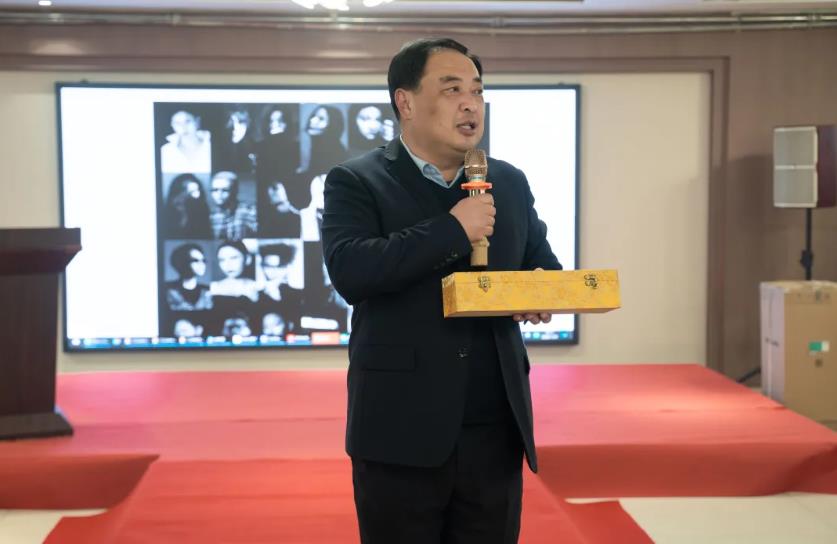 镇平县宝玉石协会 爱心公益基金拍卖会 圆满举办