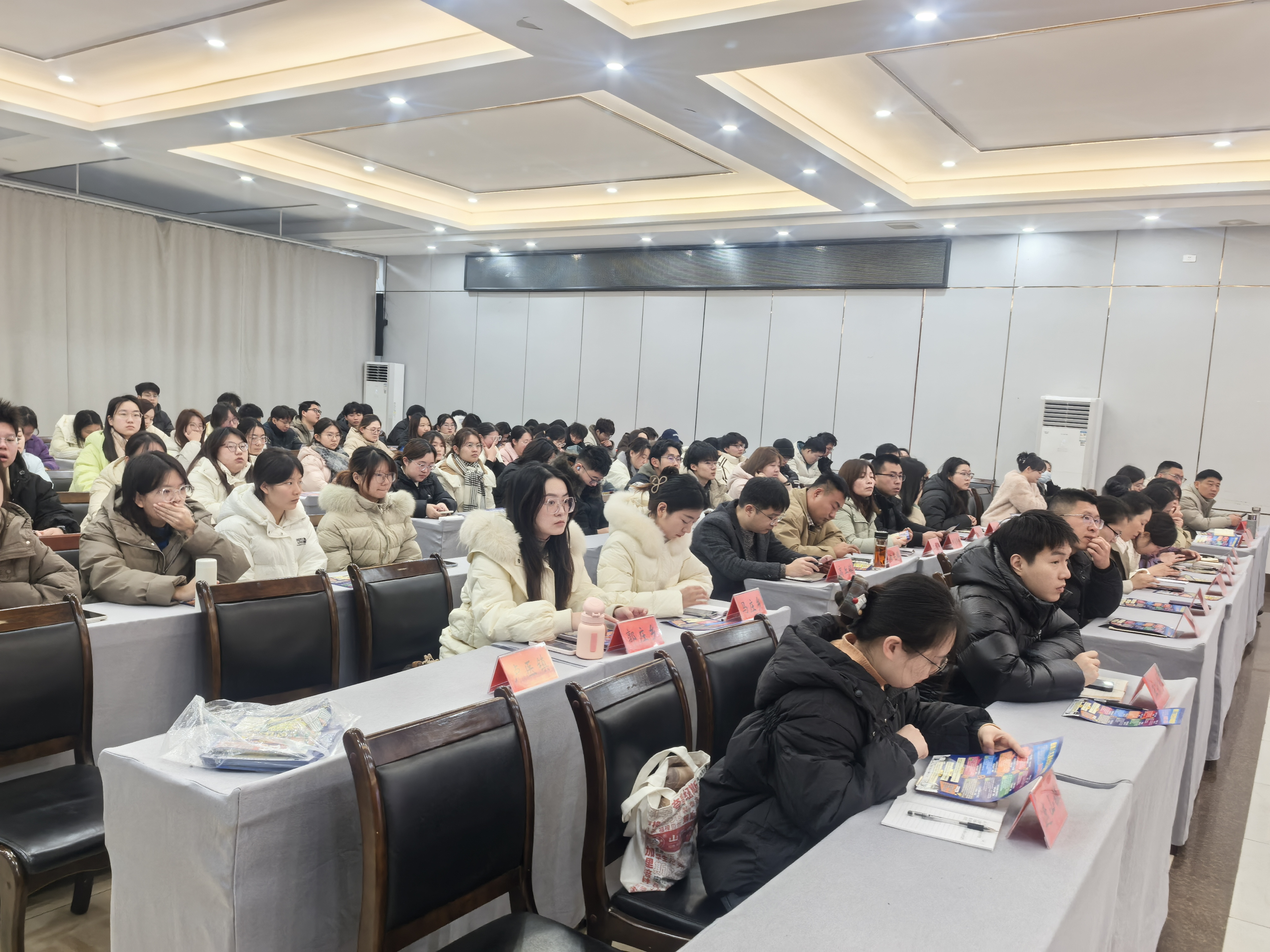 警团联动护青春！镇平这场反诈培训为返乡大学生筑牢安全防线