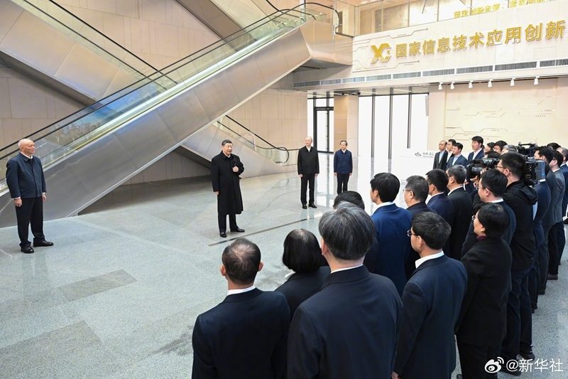 习近平：建设社会主义现代化强国，关键在科技自立自强