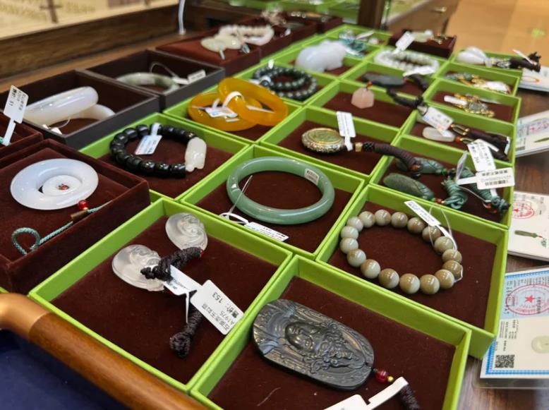 当千年古城遇上国家级非遗玉雕会碰撞出怎样的文化火花？