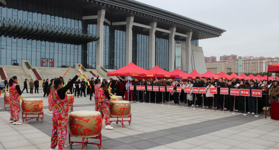 社旗县2026年“春风行动”招聘会启动,五千余岗位“职”等你来 社旗县2026年“春风行动”招聘会启动,五千余岗位“职”等你来