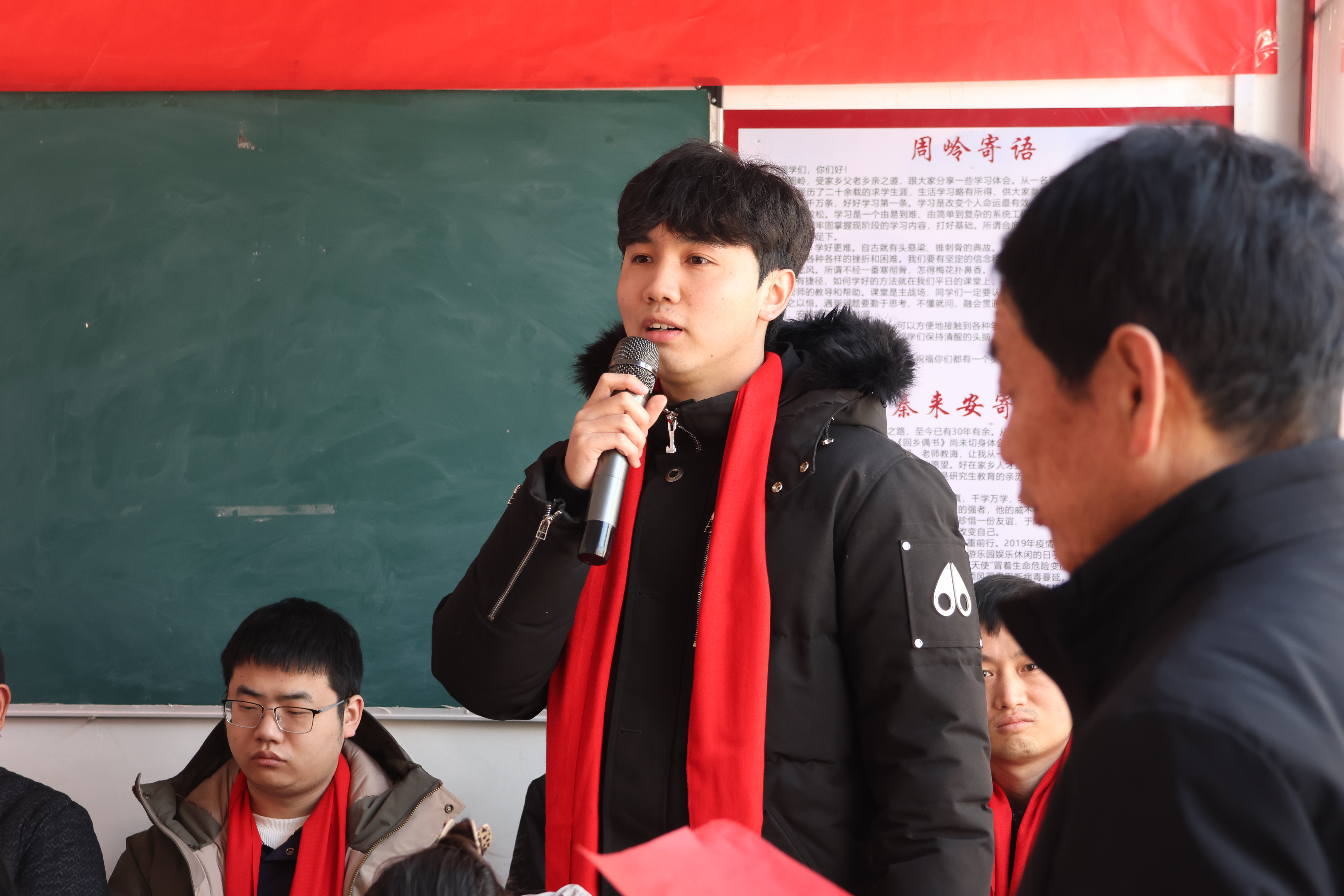 社旗教育大院:拜年活动别开生面 社旗教育大院:拜年活动别开生面