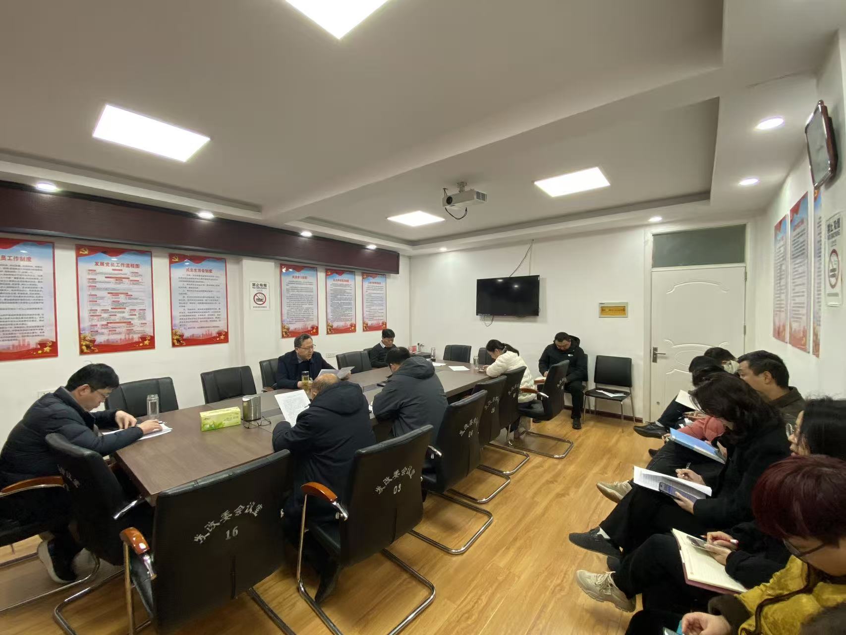 6690558491644566 deb0bd472bd551adcaf2ece9dff55029.jpg