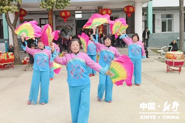 城郊乡组织开展“学雷锋 我行动”志愿服务活动