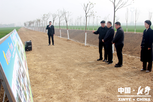 南阳市春修农田水利建设和春季麦田管理暨农村人居环境整治现场会在新野召开