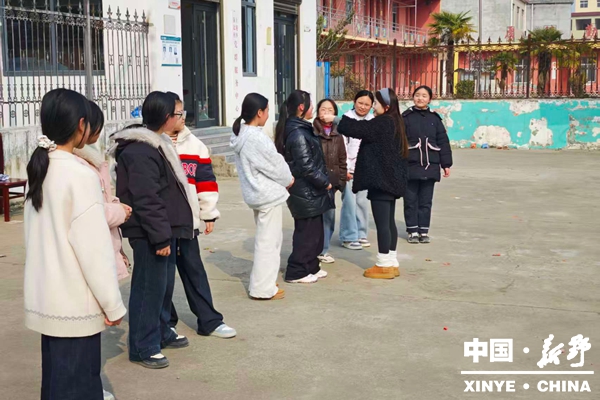 上港乡：“四措并举”打造未成年人健康成长“温馨港湾”