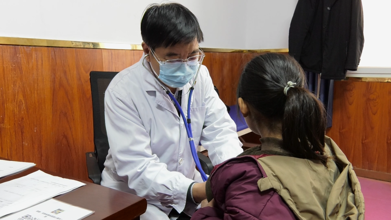 “爱心中原行”公益项目走进社旗县 “爱心中原行”公益项目走进社旗县