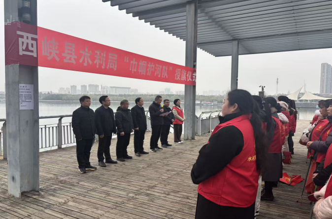 西峡县节约用水服务中心开展“国家水网 世纪画卷”主题宣传活动
