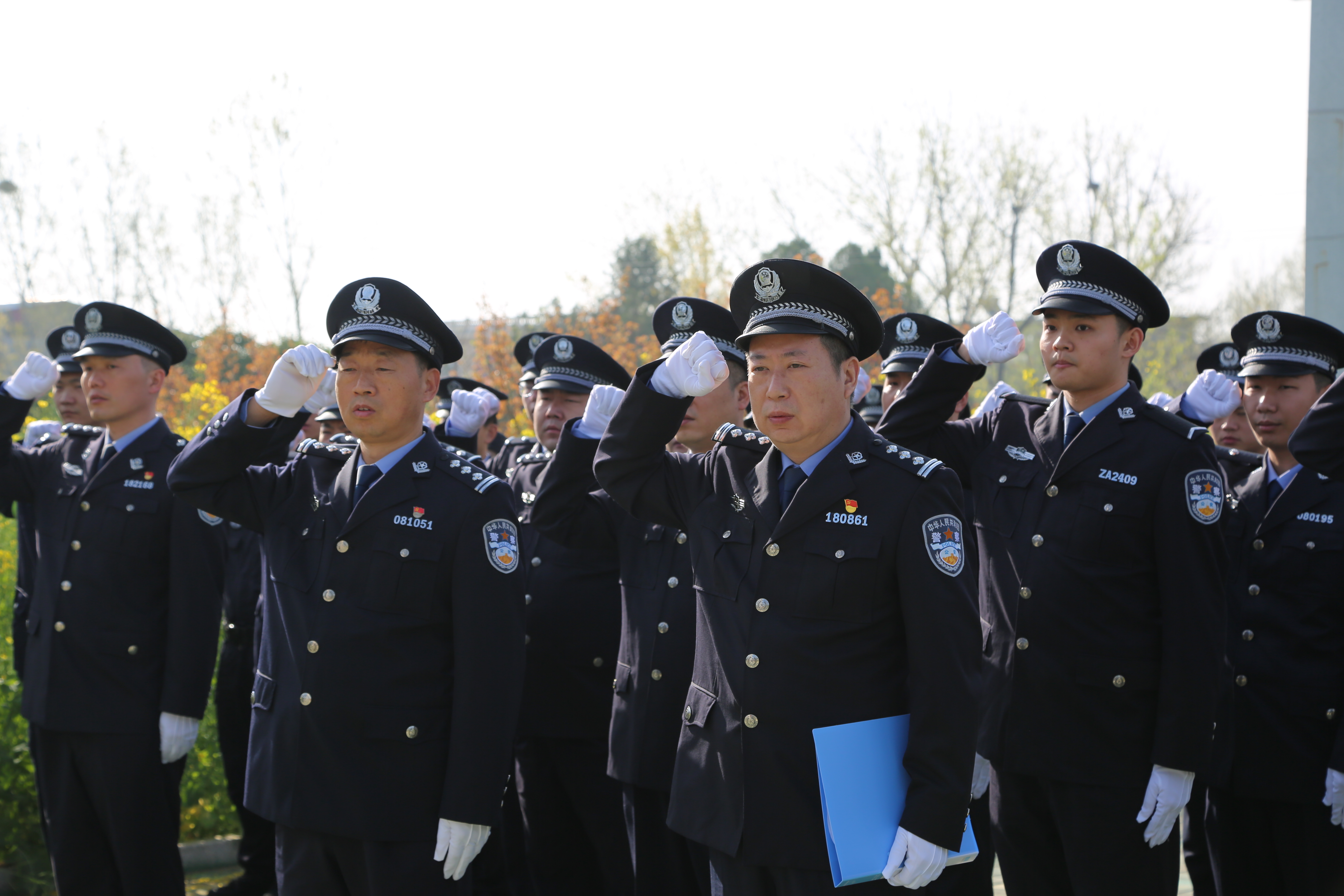 【致敬·缅怀·奋进】镇平县公安局开展清明祭奠英烈活动