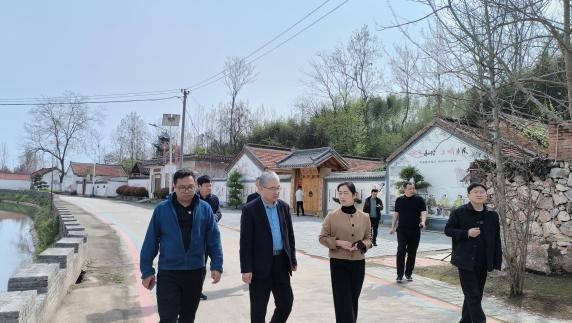 产业强基 环境塑形 和美铸魂 ——桐柏县月河镇、朱庄镇乡村振兴实践观察 产业强基 环境塑形 和美铸魂 ——桐柏县月河镇、朱庄镇乡村振兴实践观察