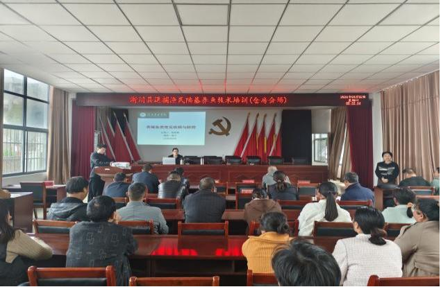 淅川县：技能培训送到家 退捕渔民启新程