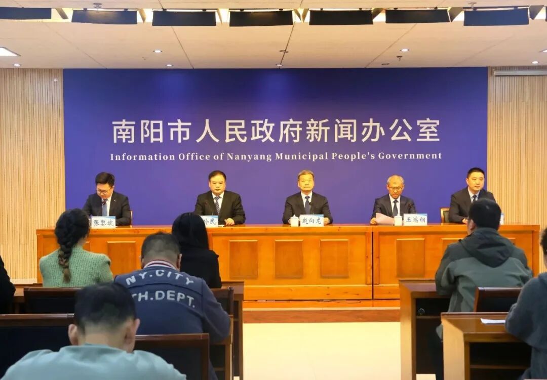 8647631271528919 640.jpg