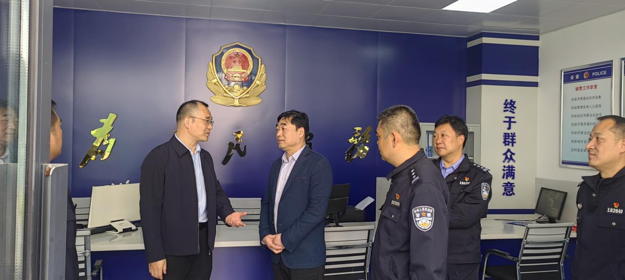 梁其武到淅川县对民生领域信访问题 集中治理进行督导,并调研基层信访稳定工作 梁其武到淅川县对民生领域信访问题 集中治理进行督导,并调研基层信访稳定工作