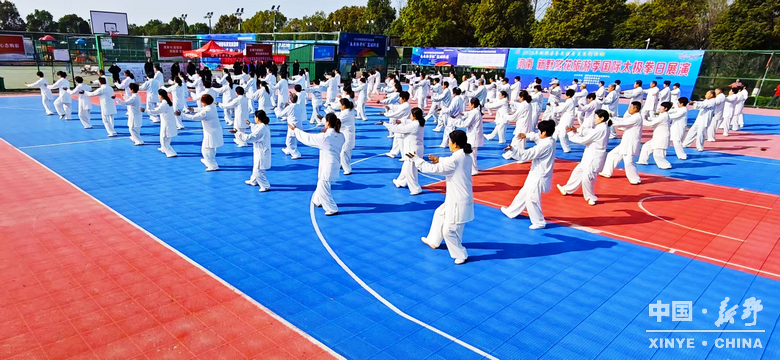 游尽欢，夜未央；盼来年，再重逢