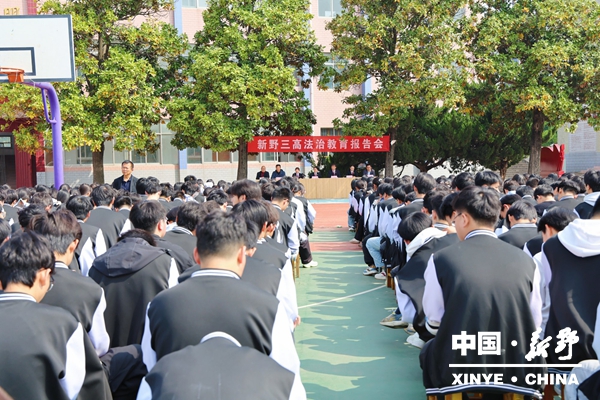 县人民法院：法治护航青春 民法“典”亮校园