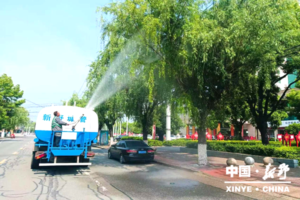 县城管局园林中心：以红领绿精管养 助力盛会暖民心