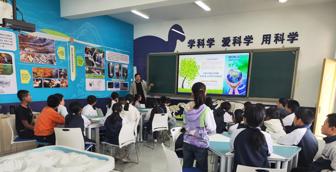 伏牛山世界地质公园启动第57个世界地球日暨第七届亚太地质公园主题宣传活动