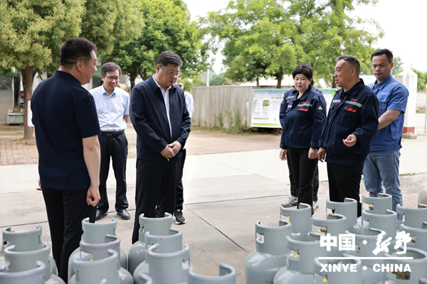 县政府县长李文鹏调研安全生产和防汛抗旱工作