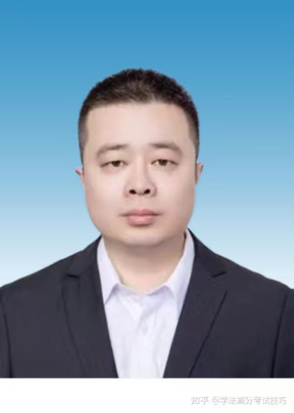 领导信息
