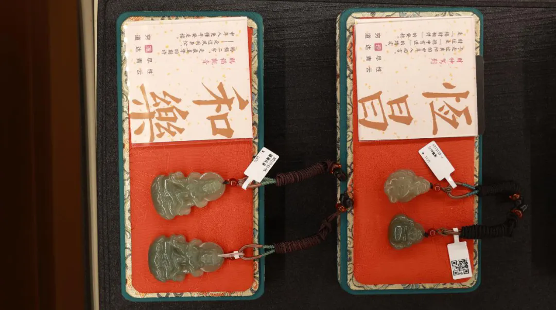 镇平聚好“料” 转型促发展——从“玉料集散”到“创意消费”的跃迁之路 镇平聚好“料” 转型促发展——从“玉料集散”到“创意消费”的跃迁之路