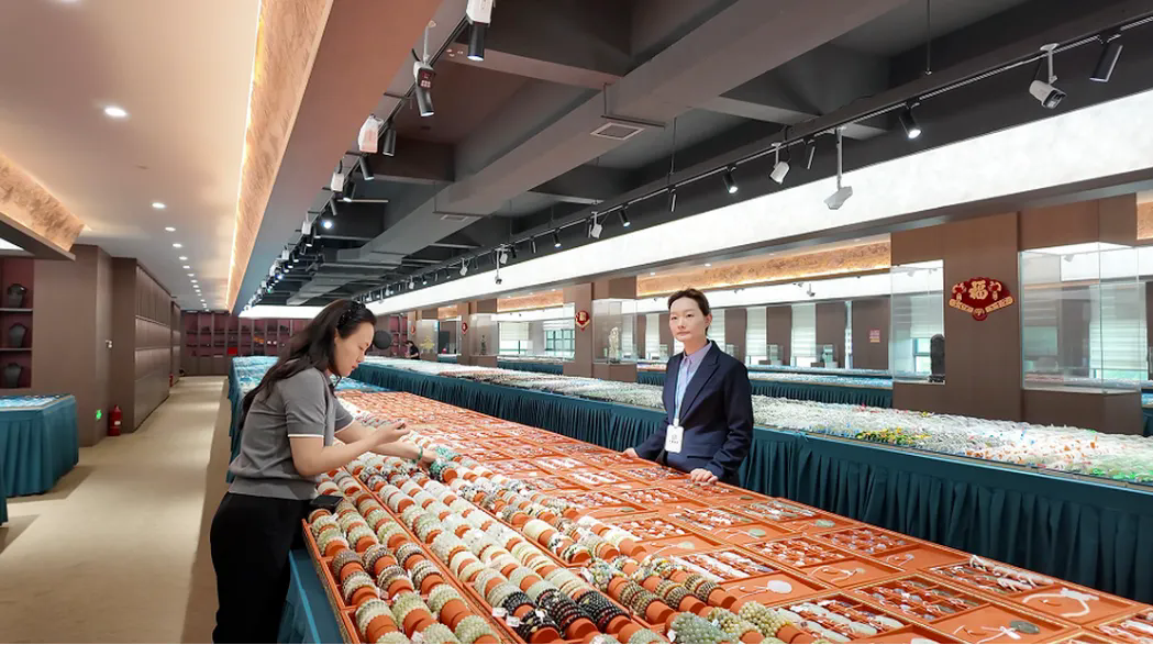 项目建设一线行丨中慕智能制造:科技赋能玉成大器 项目建设一线行丨中慕智能制造:科技赋能玉成大器