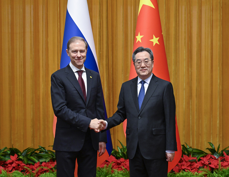 丁薛祥会见俄罗斯第一副总理曼图罗夫 丁薛祥会见俄罗斯第一副总理曼图罗夫