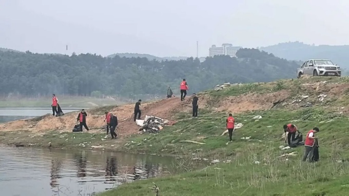 淅川县开展“零垃圾”专项行动 筑牢南水北调水源地生态安全屏障 淅川县开展“零垃圾”专项行动 筑牢南水北调水源地生态安全屏障