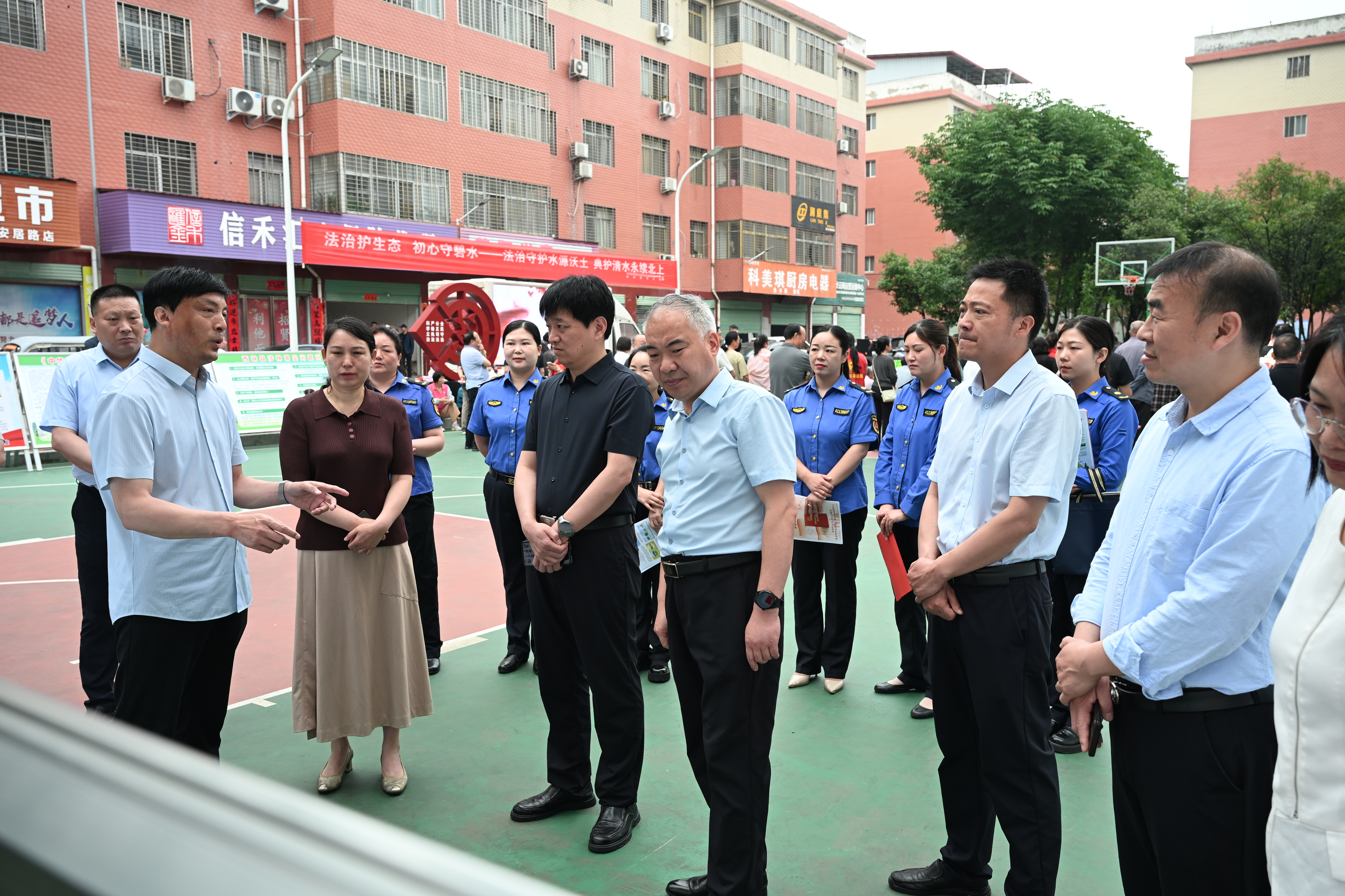法治护生态,初心守碧水——西峡县城管局深入开展民法典宣传月主题宣传活动 法治护生态,初心守碧水——西峡县城管局深入开展民法典宣传月主题宣传活动