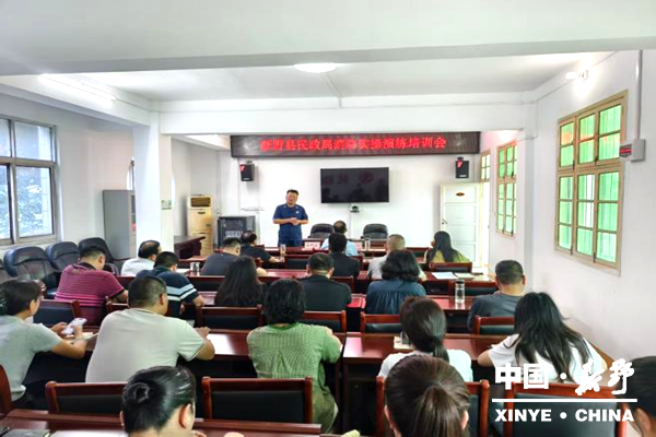 筑牢安全防线 强化应急能力——县民政局开展消防实操演练培训活动 筑牢安全防线 强化应急能力——县民政局开展消防实操演练培训活动