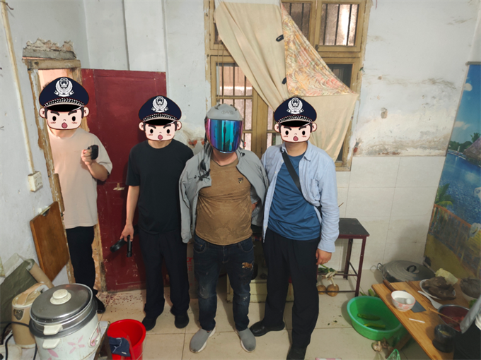 一锅热面条,“出卖”了这名被两地警方上网追逃的逃犯…… 一锅热面条,“出卖”了这名被两地警方上网追逃的逃犯……