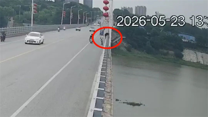 黄波，好样的！