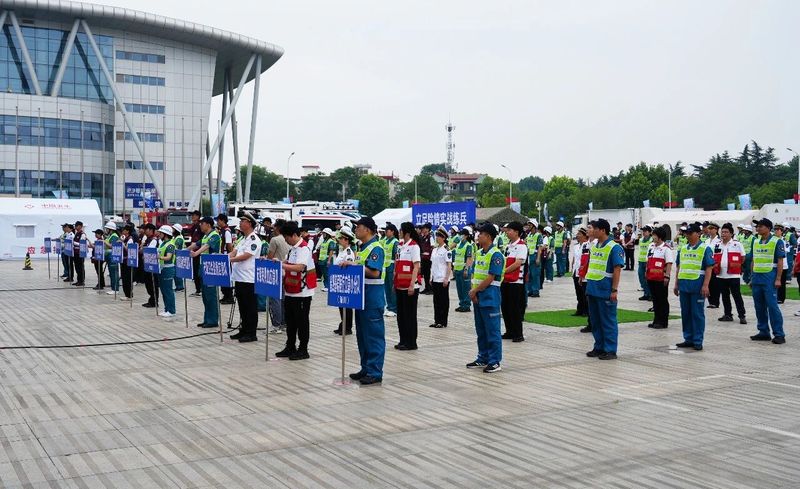 南阳市举办2026年河南省卫生健康系统突发自然灾害事件紧急医学救援应急演练 南阳市举办2026年河南省卫生健康系统突发自然灾害事件紧急医学救援应急演练