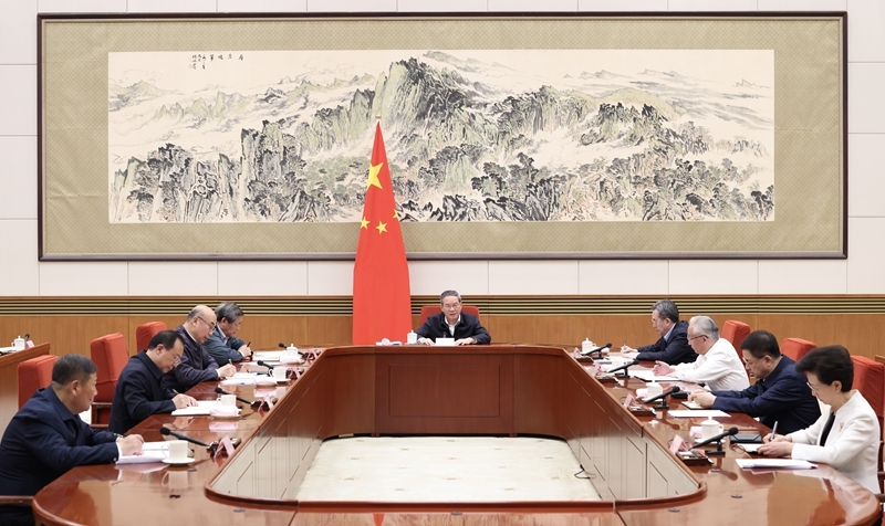 李强主持国务院第二十次专题学习 李强主持国务院第二十次专题学习