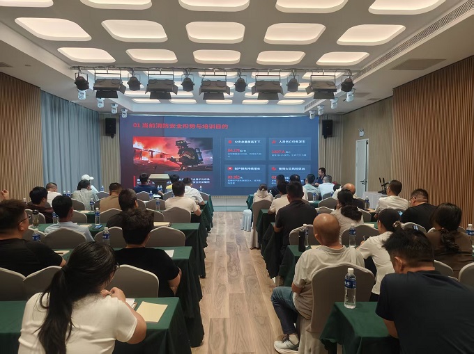 区工信科技中心：开展专题培训 筑牢安全防线
