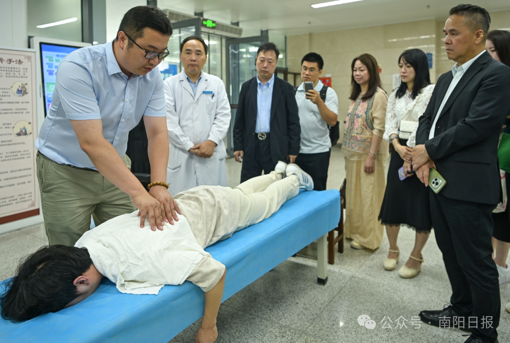 艾承仲景 香满南阳丨澳门参访团探访医圣故里 艾承仲景 香满南阳丨澳门参访团探访医圣故里