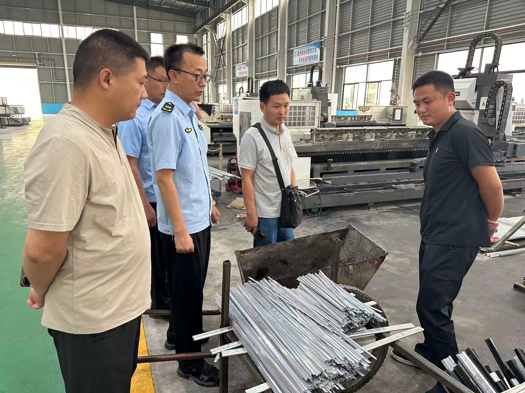 唐河县应急管理局:组织工贸企业开展7月份“主题安全日”活动 唐河县应急管理局:组织工贸企业开展7月份“主题安全日”活动