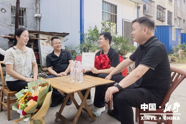 汉城街道南关社区马万程同学圆梦北京大学 汉城街道南关社区马万程同学圆梦北京大学